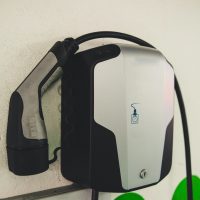 electric vehicle battery charger
